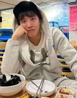 Profile image of Jung Hoseok