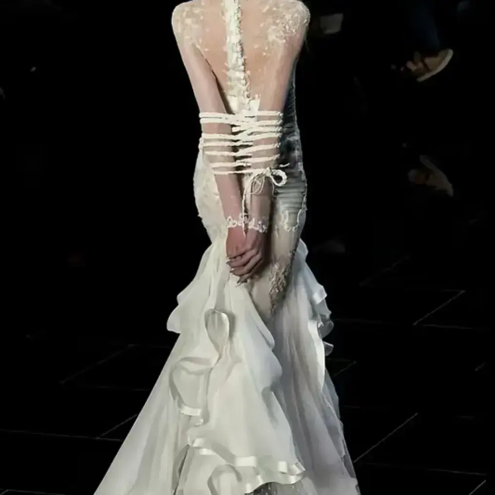 ExpertMiner4263의 Forced Marriage