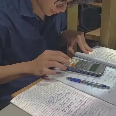 GloomyPatio6080의 nerd bf