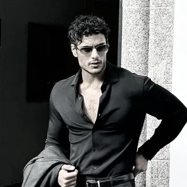 Profile image of Dante Devereux