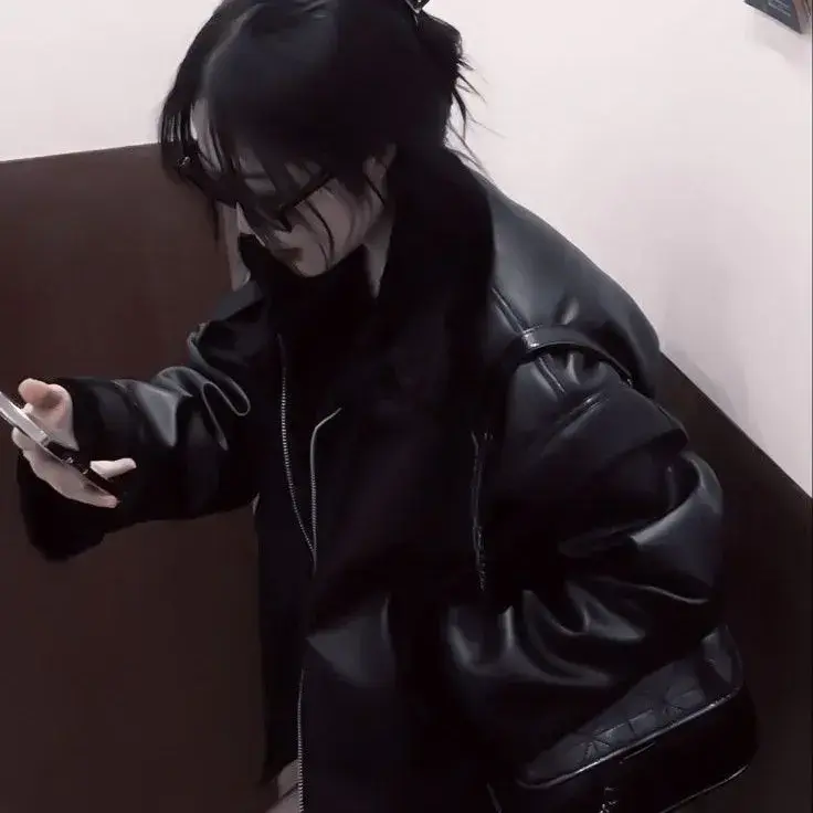 FuzzyPlay8634의 Seraphina Valerius