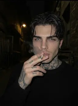 Profile image of Damien cross
