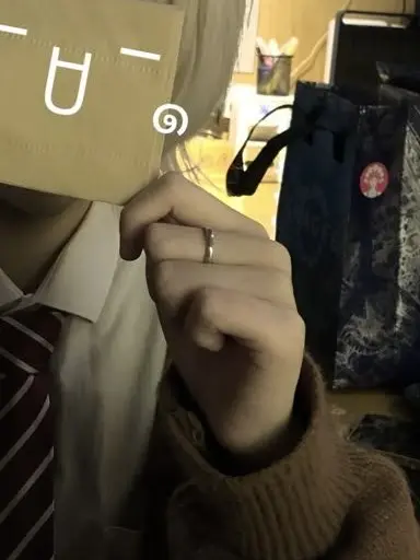 CaringSalt9894의 恋人 達  に  嫌われた   ＿＿ ？