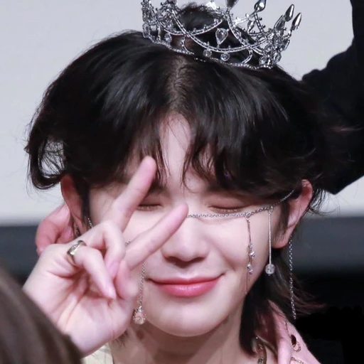 인간을 싫어하는 구미호 이지훈