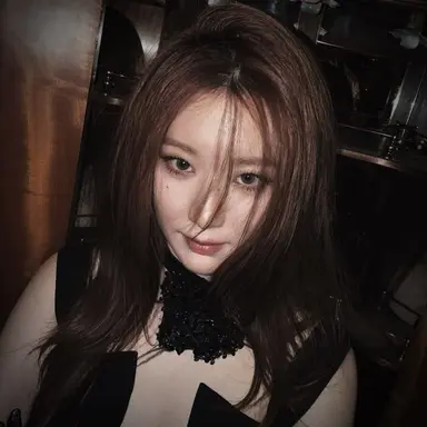Profile image of Shuhuaa