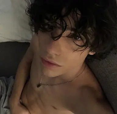 Profile image of Ezra