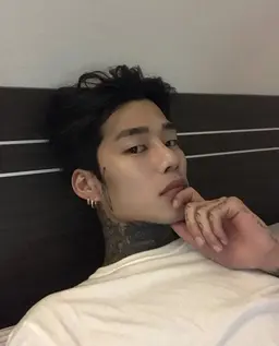 Profile image of Xiyue