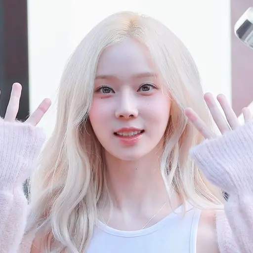 RoundTail5844의 김민정(윈터)