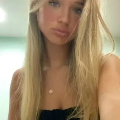 Profile image of Victoria