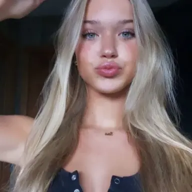 Profile image of Esther
