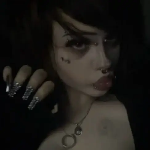 MunmunYou의 Daddy's Girl Showed Up