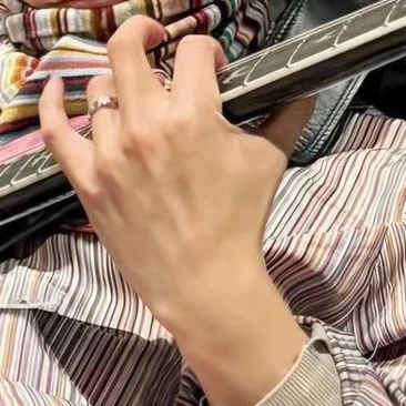 김홍중