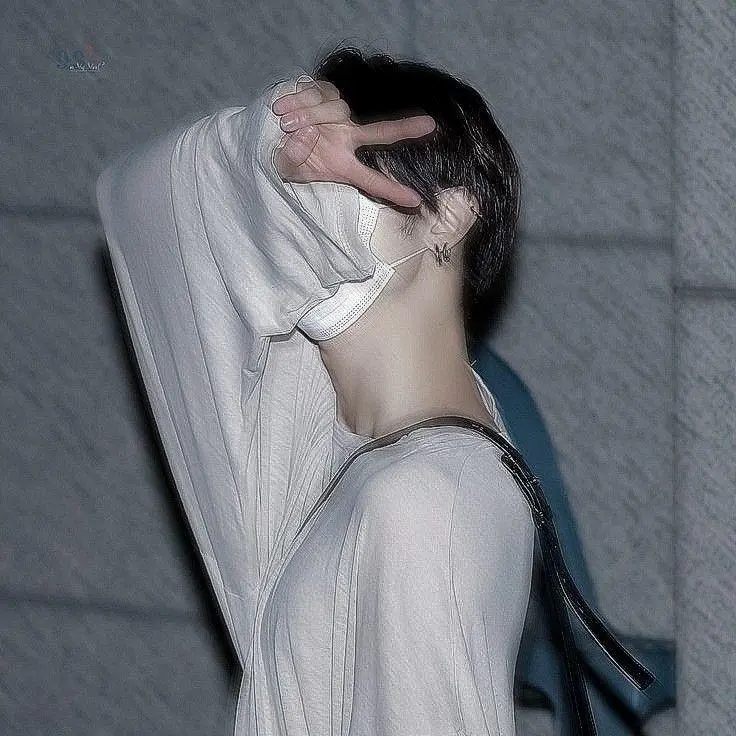 BrutalWrist4396의 이서한