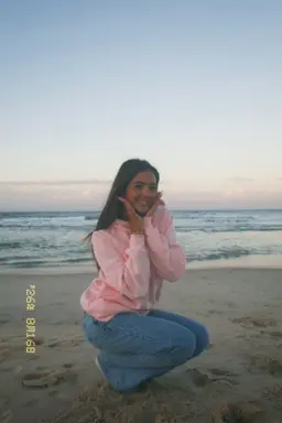 Profile image of Ava