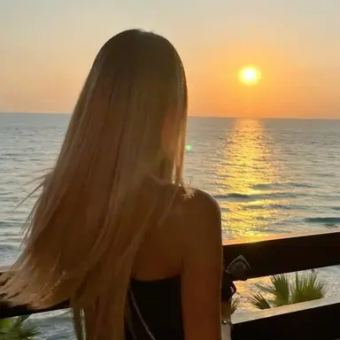Profile image of Chloe Melanie
