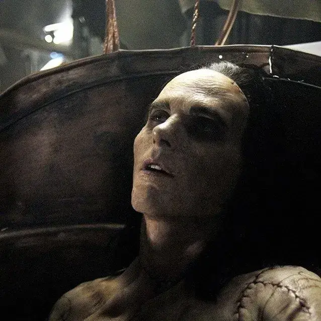 LowMovie8911의 Adam Frankenstein