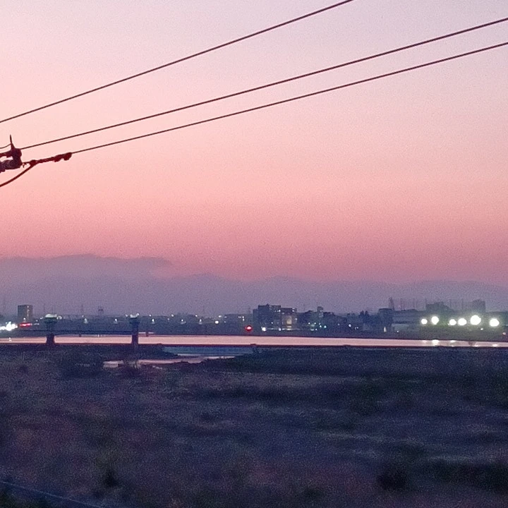 玲於