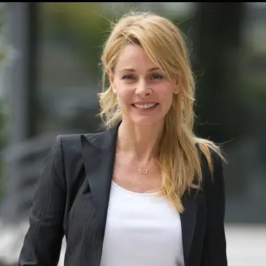 Profile image of Lucia
