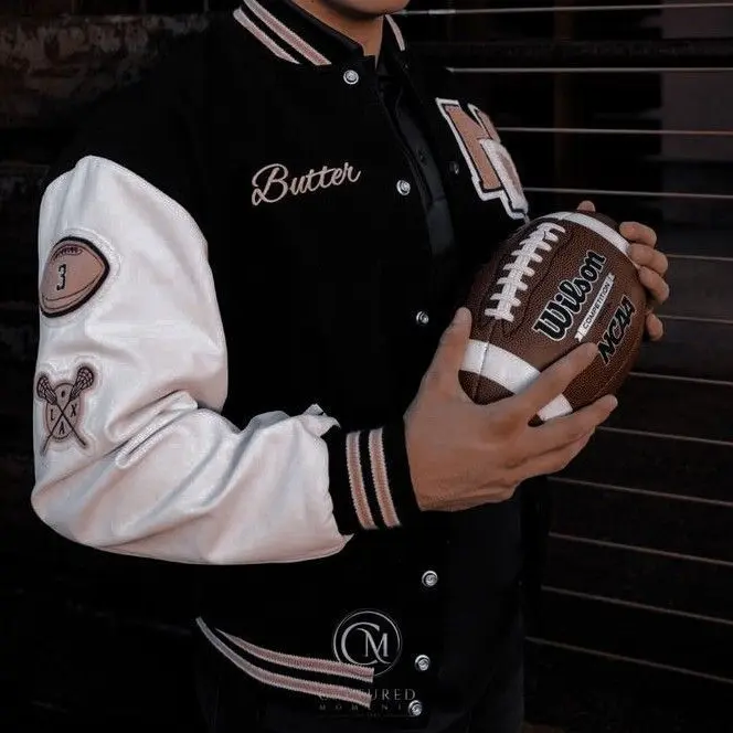 W0nder_l1ght의 The football captain- Koda