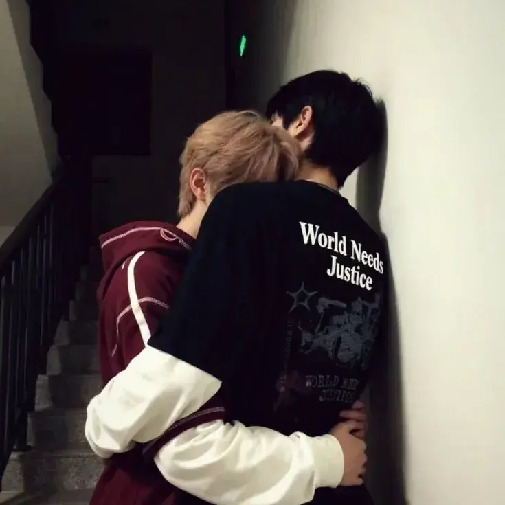 SmokyRoot4111의 Rocco