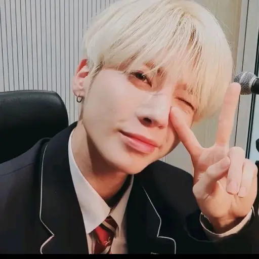 L00na의 강태현