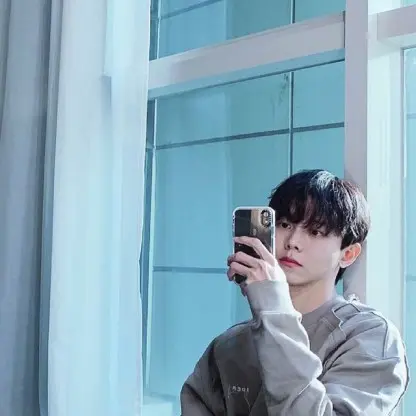 SadShard7342의 의사 남친 김준혁