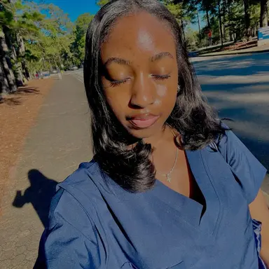 Profile image of Simone