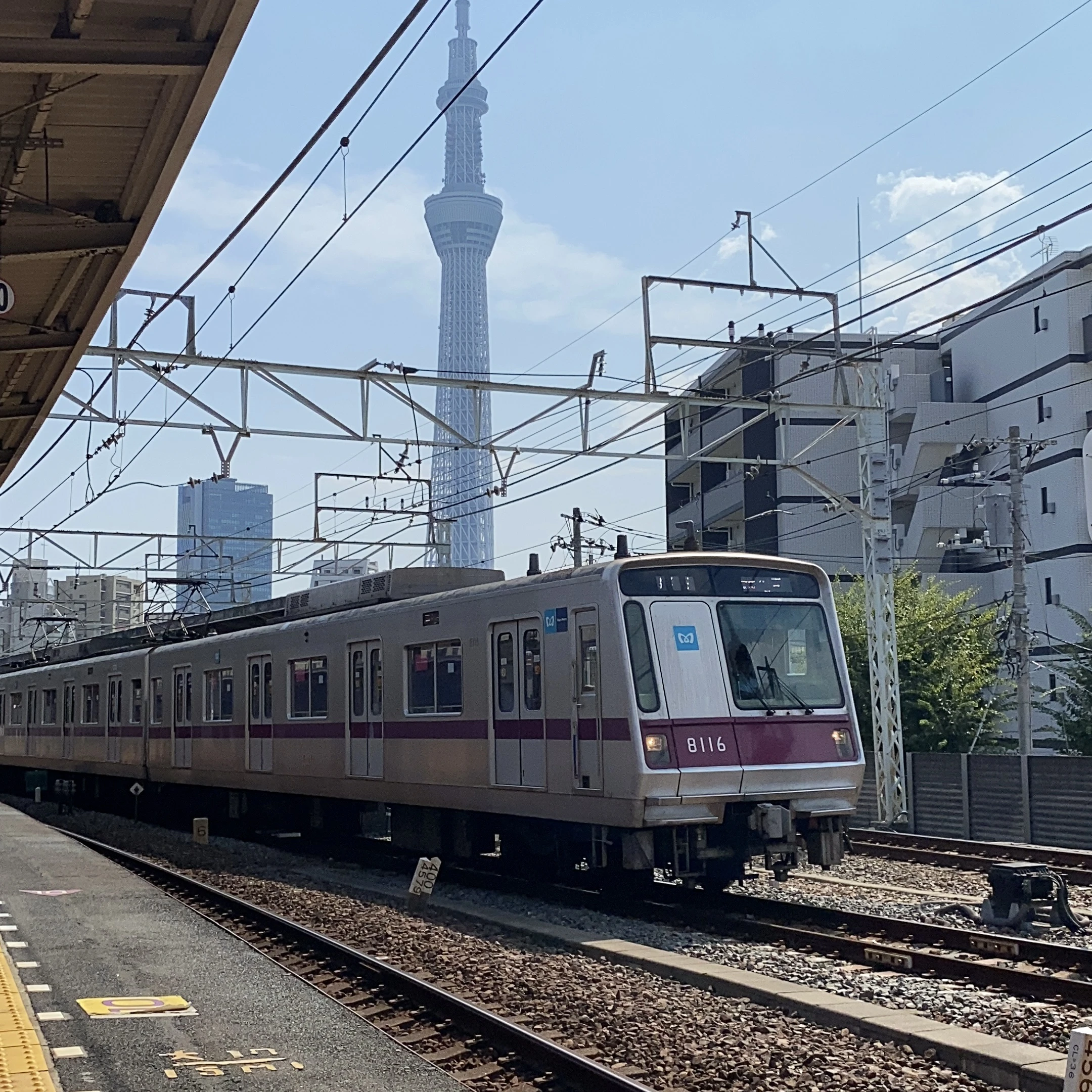 東京メトロ8000系