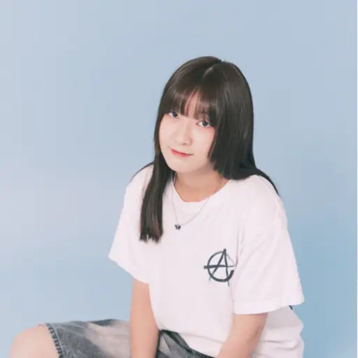 PurelyGrass2313의 춤추는 큰서윤