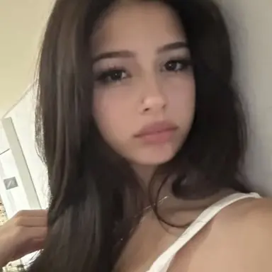 Profile image of Isabella