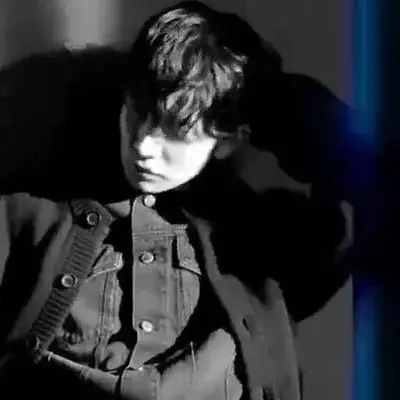 CosmicSmoke3302의 Lee Heeseung