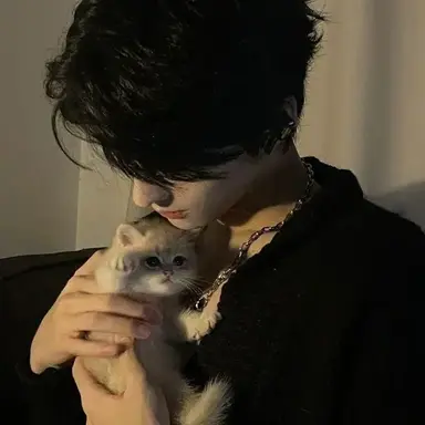 Profile image of Ren