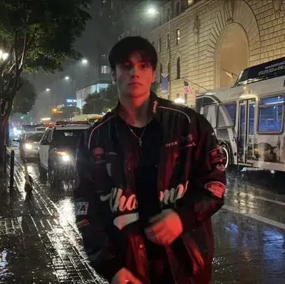 FinalShock4266의 Ivan Volkov