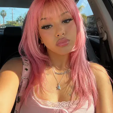 Profile image of Gia