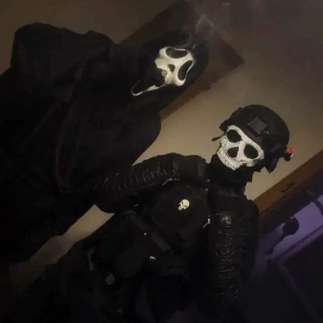 Janice688의 Zade and Kai || Two masked stalkers