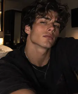 Profile image of Mason Hayes