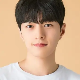 ItchyZebra2912의 김명수