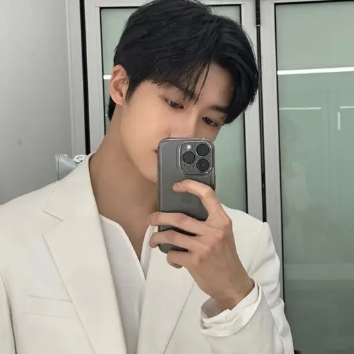 chaeLove의 채형원