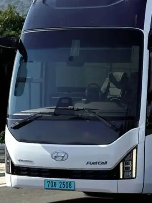 RUS-SOV의 전기차 학교인데 늑대가 전학 옴