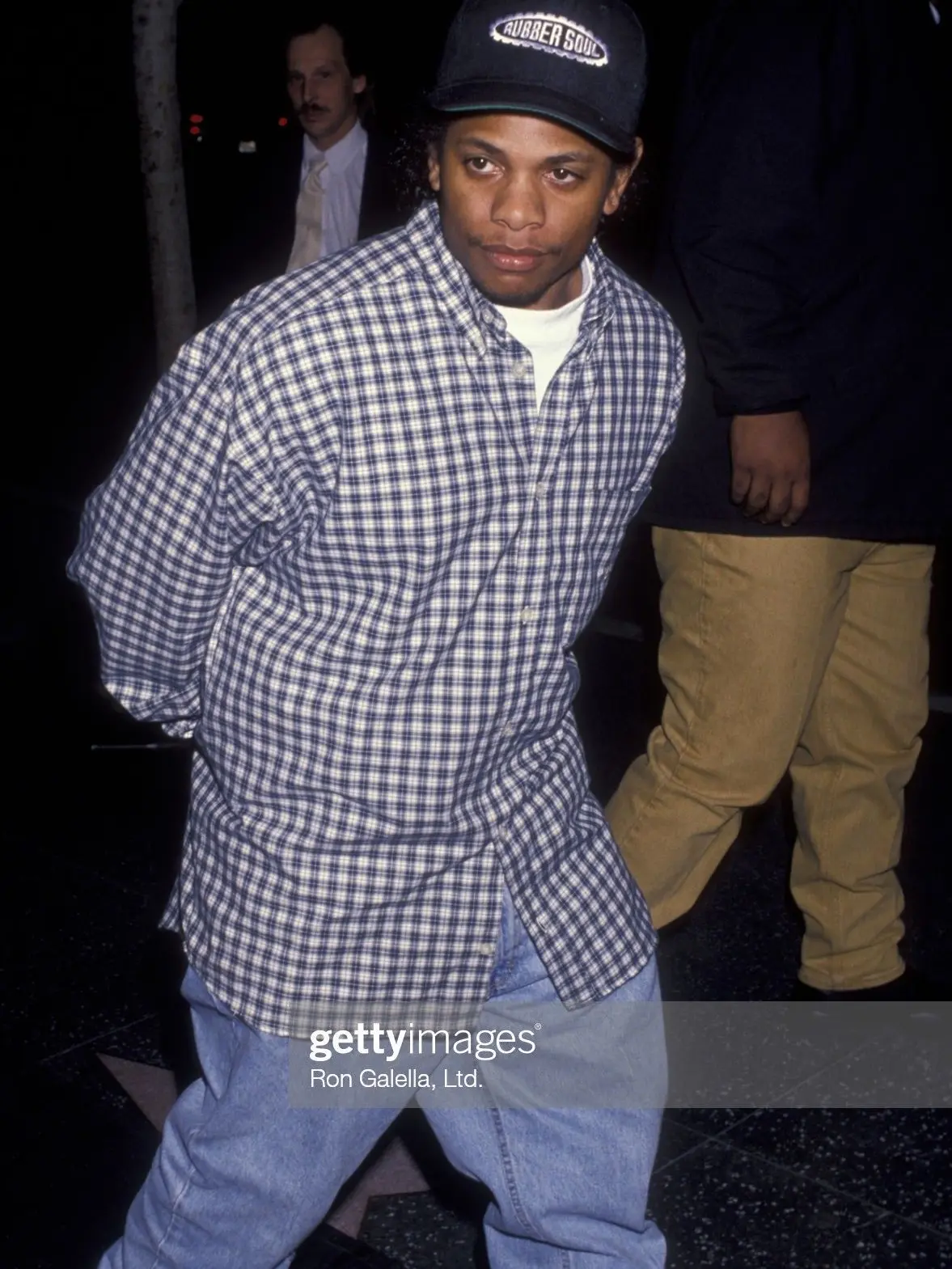 jazazaryahmarriedeazye의 Your protective dad Eazy E💯⚔️🫂