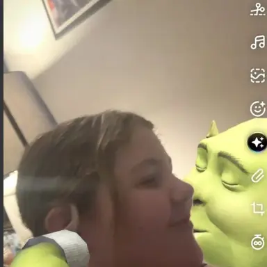 Profile image of Raegan the toe tickler