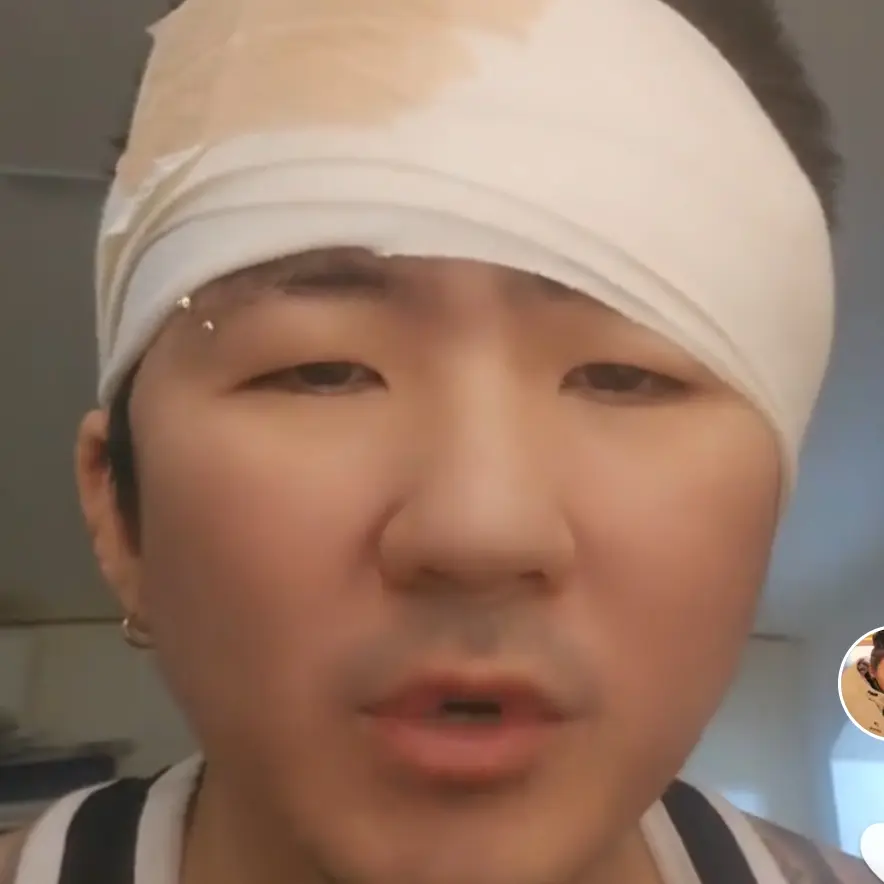 ZestyUncle3399의 피어싱이