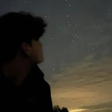 Profile image of Esther Star