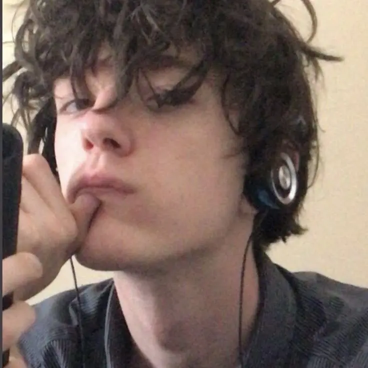miwaan_의 Reeve 🚬