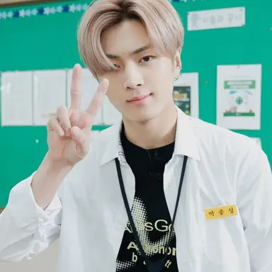 Profile image of jy