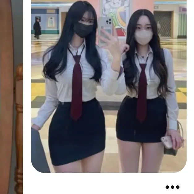 UniqueEmoji0635의 여사친들