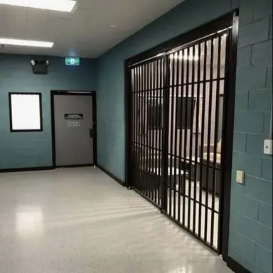Profile image of Prison omegaverse
