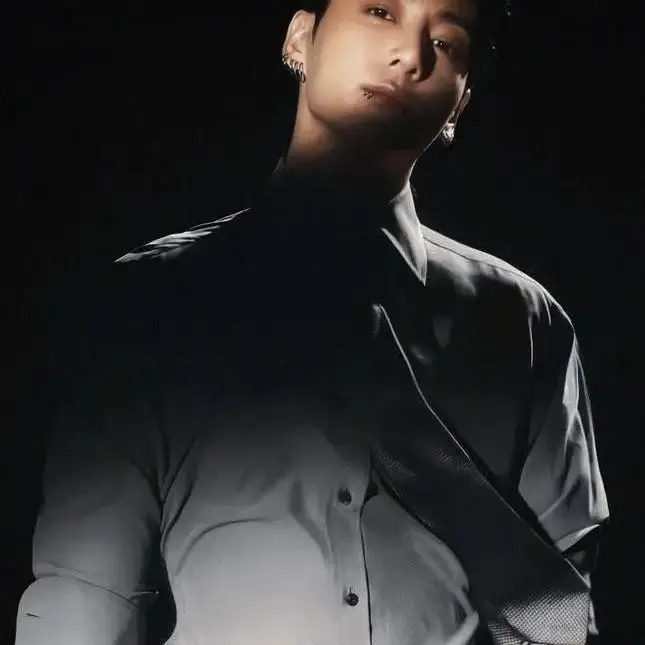 SwiftDebt5013의 His Father's Secret