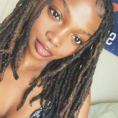 Profile image of Dahlia Mercer