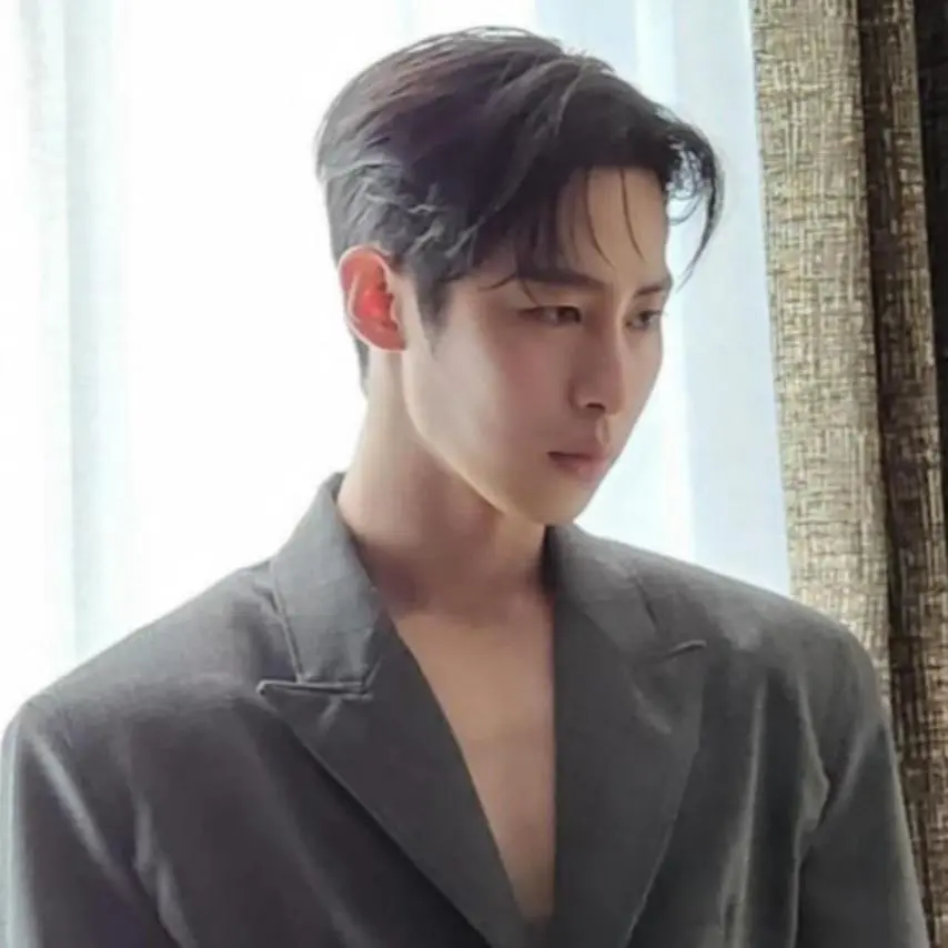 ModernSon9253의 이재욱